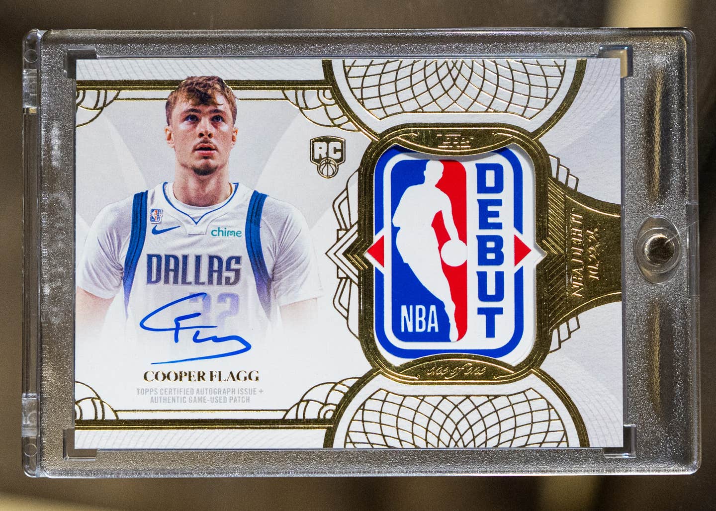 2025-26 Topps Chrome Updates Cooper Flagg Rookie Debut Patch Auto card.