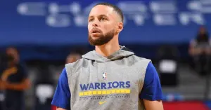 Stephen Curry Reacts to LeBron James Not Choosing Warriors