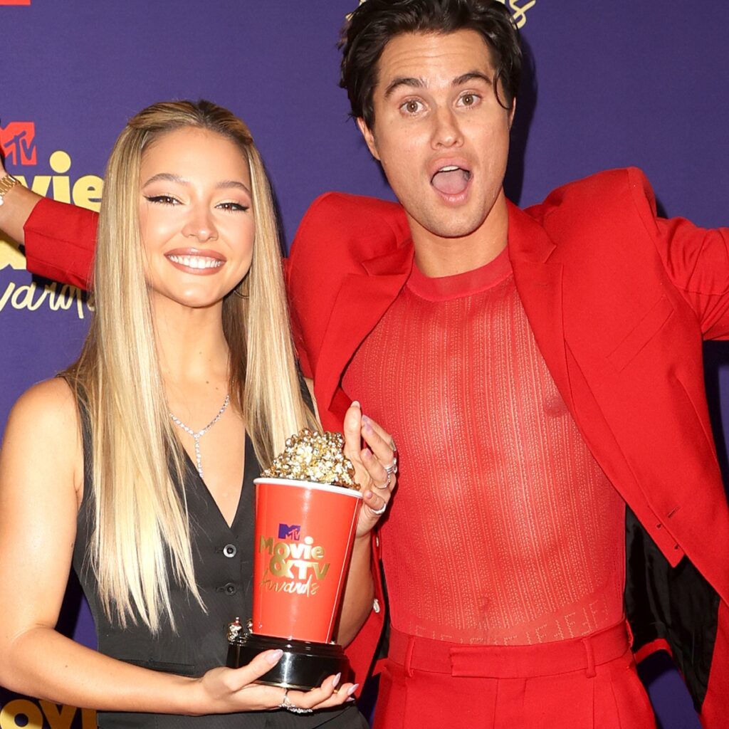 Madelyn Cline Reveals the Question She Asked Chase Stokes After Their Breakup Madelyn Cline Reveals the Question She Asked Chase Stokes After Their Breakup