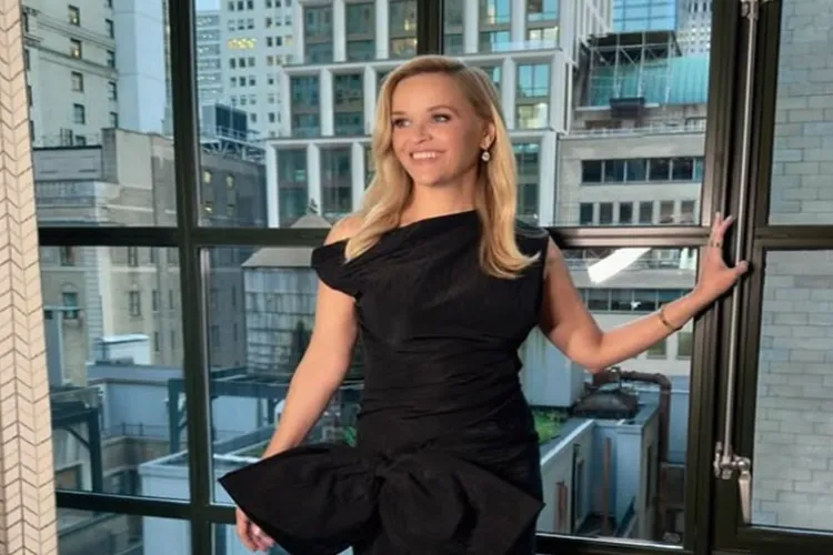 Reese Witherspoon’s father hospitalised after pool incident Reese Witherspoon’s father hospitalised after pool incident