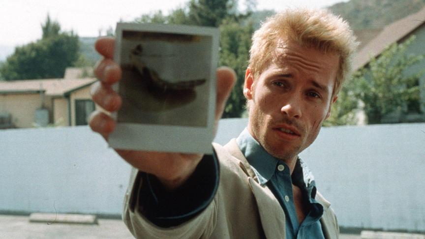 memento-guy-pearce