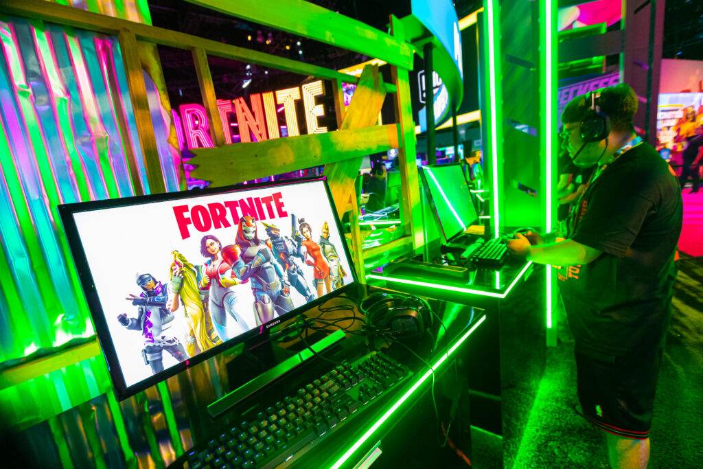 Disney’s Millennium Falcon Ride Activates Fortnite In-Game Rewards Disney’s Millennium Falcon Ride Activates Fortnite In-Game Rewards