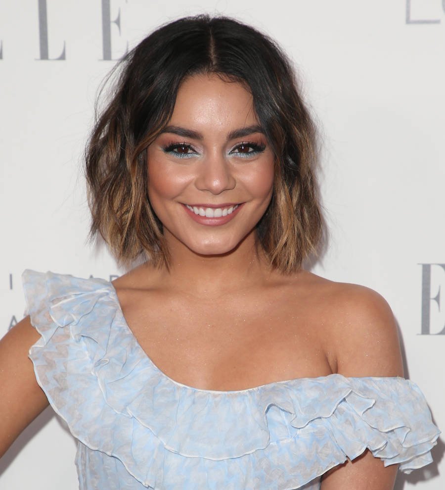 Vanessa Hudgens: 'I'm not engaged'