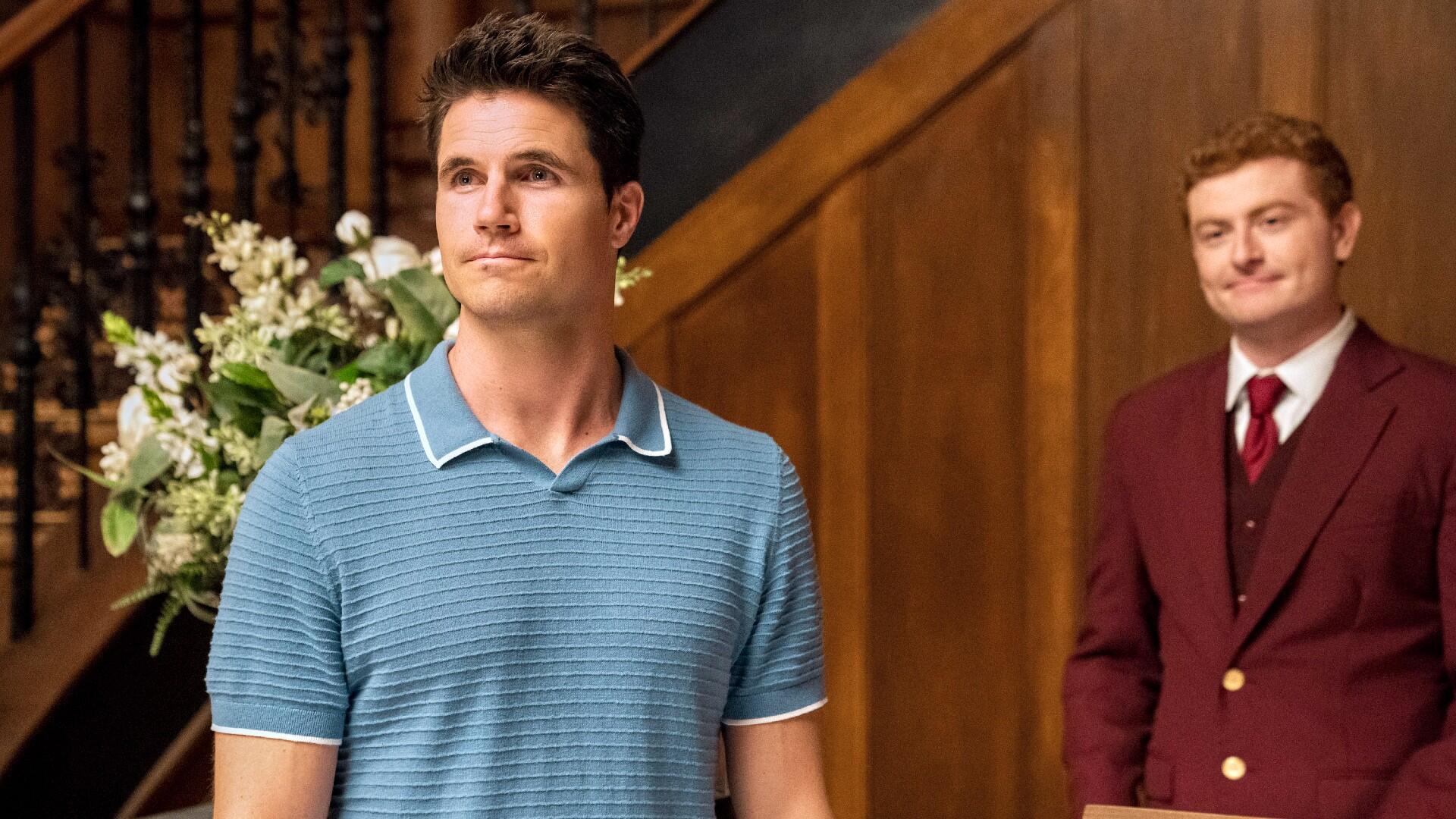 upload-robbie-amell-owen-daniels-season-3