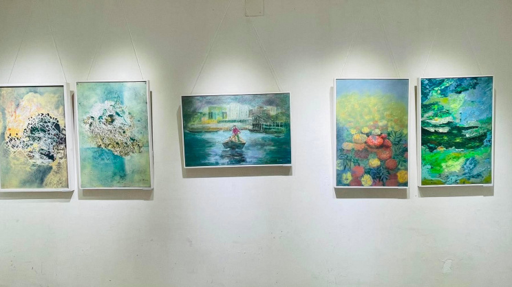 ‘Petrichor: Impressions of Time’ reflects on memory and experience through two artistic voices