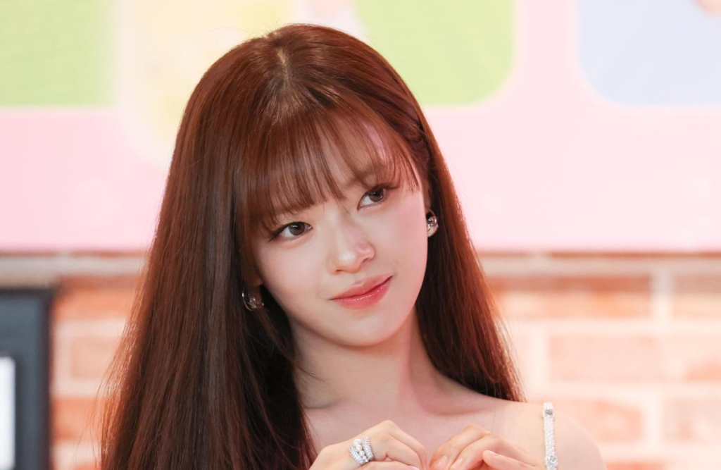 TWICE’s Jeongyeon leaves JYP to pursue acting career