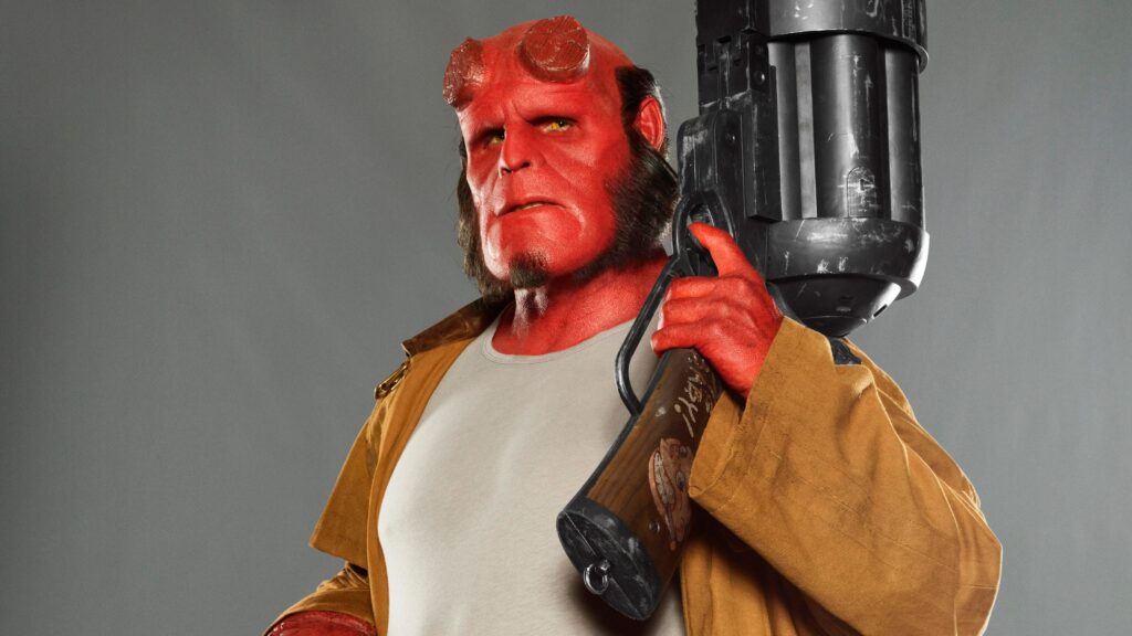 Star Struck: Lea Thompson, Ron Perlman set for TerrifiCon