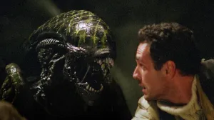 22 Years Ago, Two Iconic Sci-Fi Monsters Finally Fought In A “Spectacularly Stupid” Crossover That Defied Critics & Dominated the Box Office