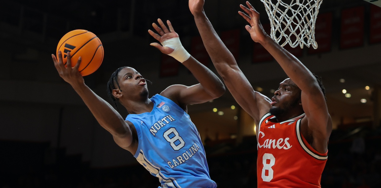 North Carolina Tar Heels forward Caleb Wilson