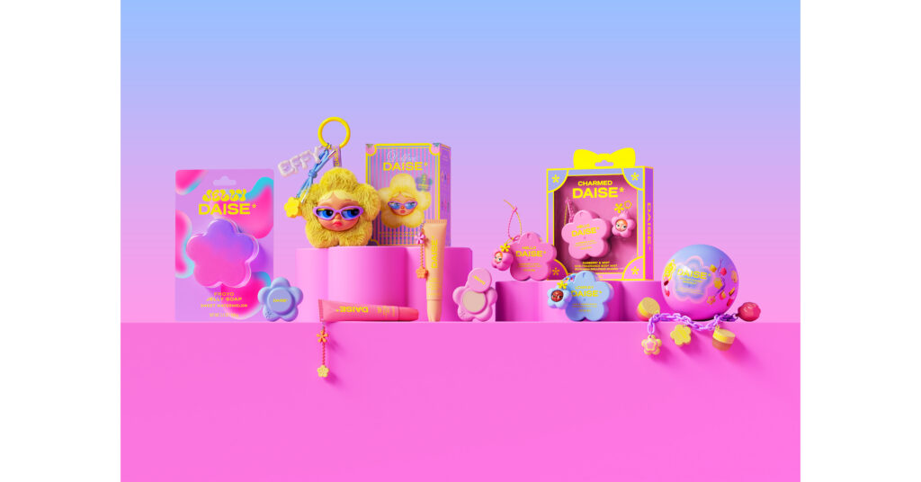 DAISE TAKES THE GAMIFICATION OF BEAUTY TO THE NEXT LEVEL WITH DOLLFACE BLIND BOXES COMING TO ROBLOX