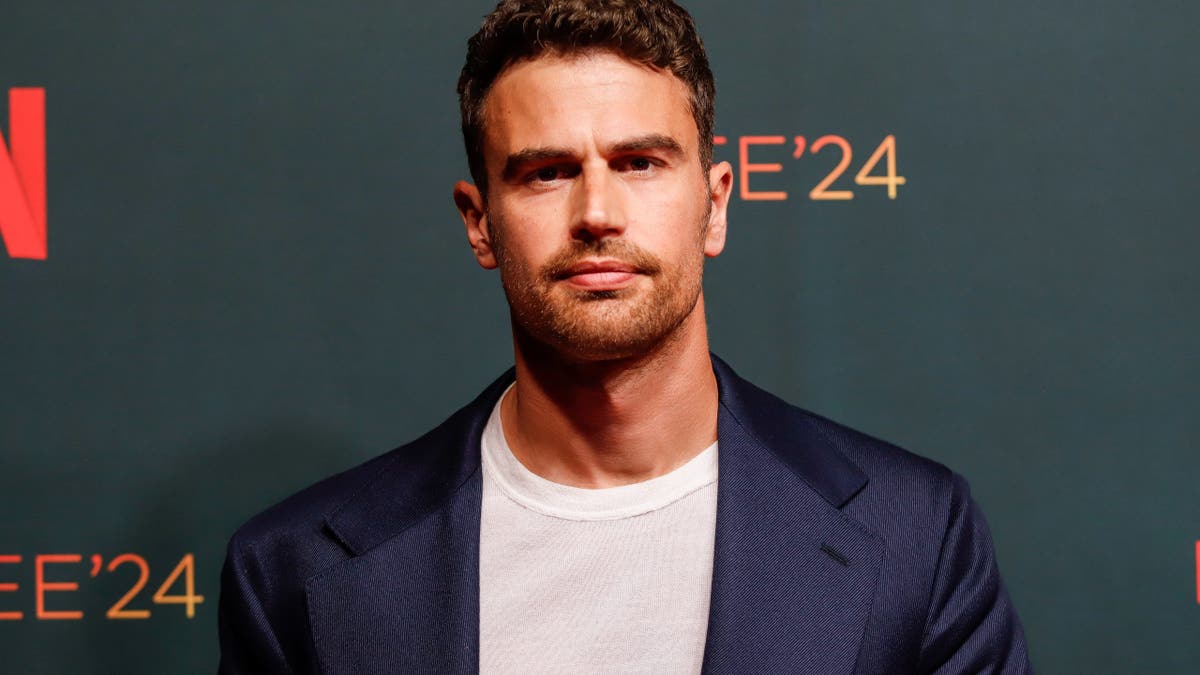 Theo James red carpet