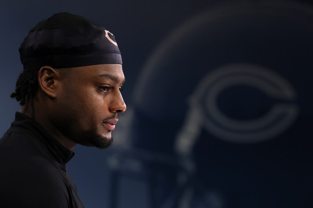 NFL Player Injures Knee During Practice, Out 8