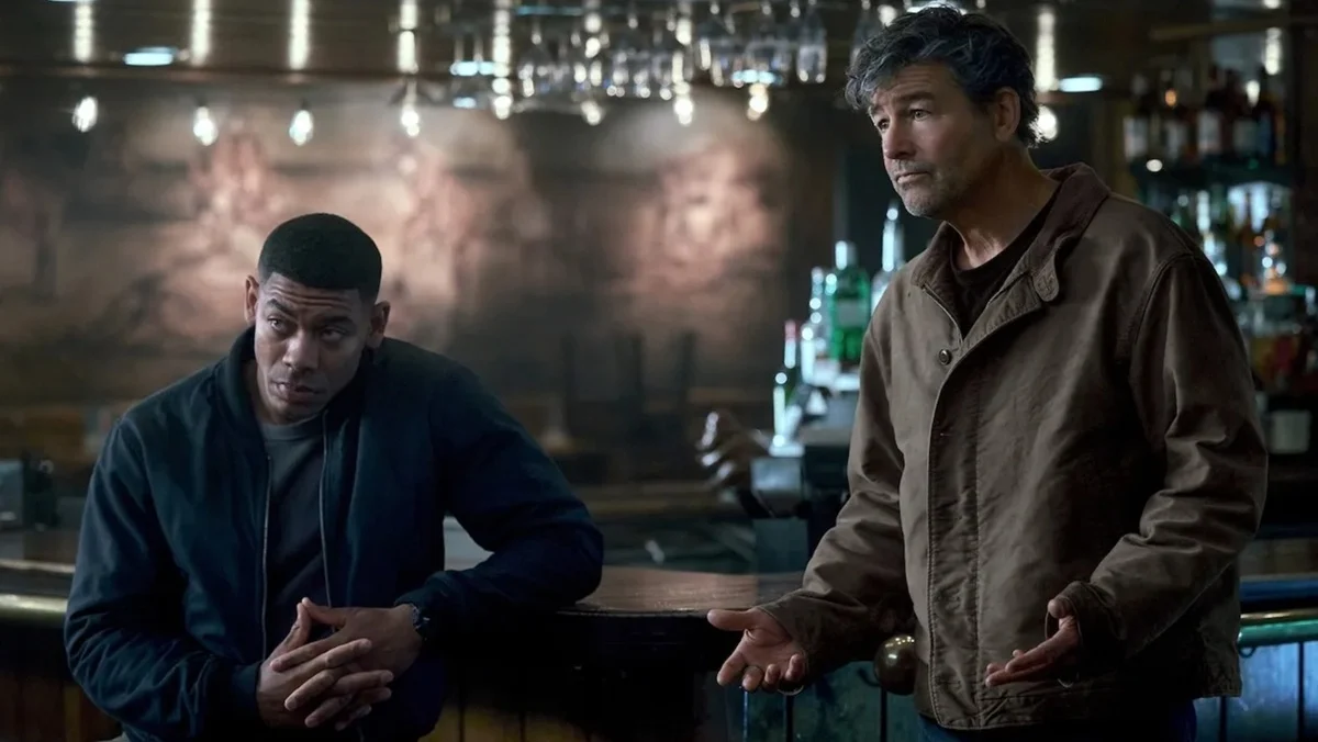 Aaron Pierre and Kyle Chandler as John Stewart and Hal Jordan in HBO Max's Lanterns.