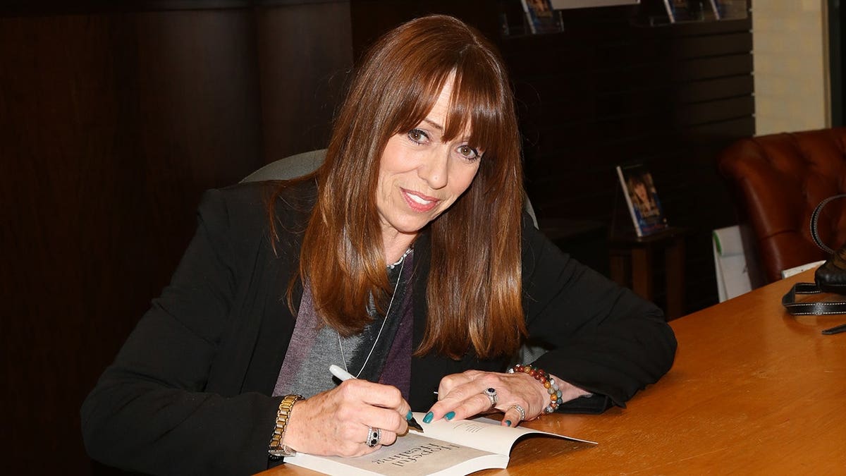 Mackenzie Phillips signs books at Barnes & Noble at The Grove.