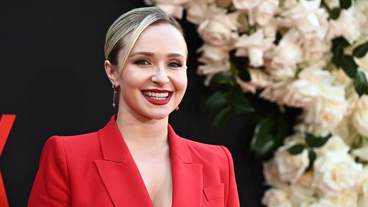 Hayden Panettiere arrives at a premiere at the TCL Chinese Theatre.