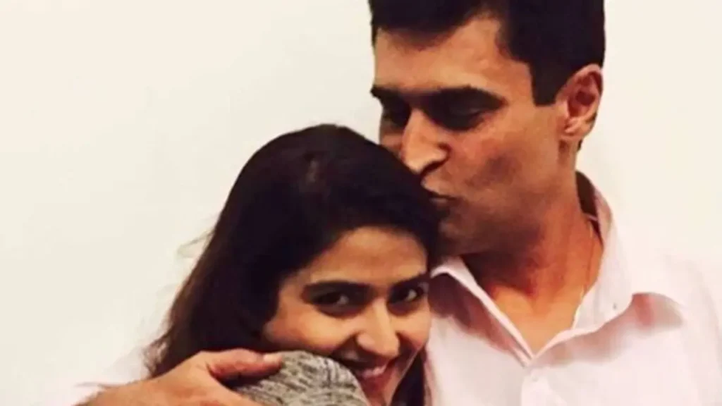 Pranutan Bahl wishes dad Mohnish Bahl with a sweet birthday tribute