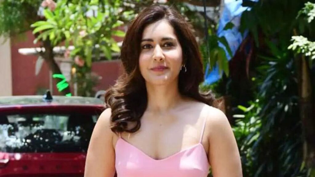 Raashii Khanna marks 13 years in the industry by reflecting on her journey Raashii Khanna marks 13 years in the industry by reflecting on her journey