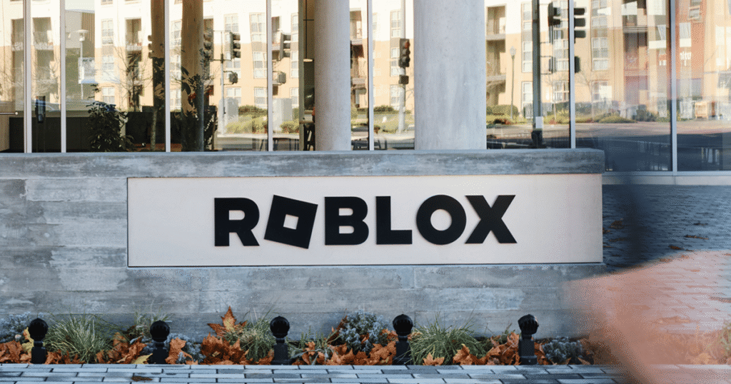 Roblox being investigated by U.S. Senate over child abuse fears Roblox being investigated by U.S. Senate over child abuse fears