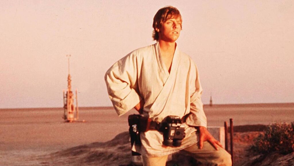 Mark Hamill’s Signature Isn’t the Most Important Thing About This Vintage Luke Skywalker Figure Mark Hamill’s Signature Isn’t the Most Important Thing About This Vintage Luke Skywalker Figure