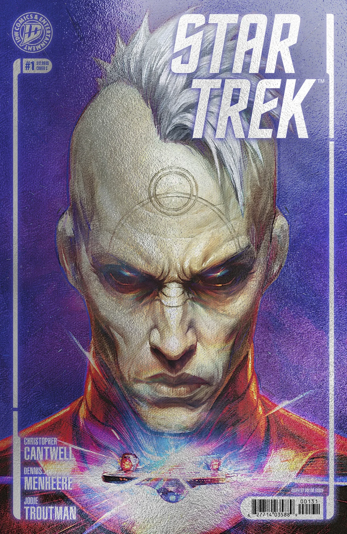 Star Trek #1 Cover C foil variant. Art by Viktor Farro.