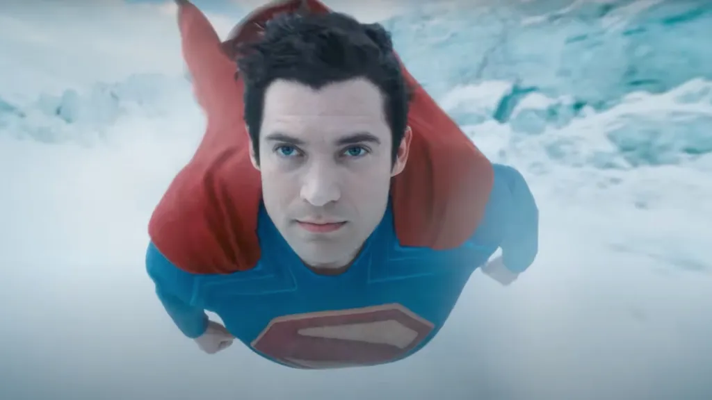 Superman 2025 David Corenswet flying