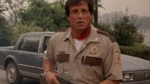 Sylvester Stallone’s Forgotten Crime Drama Is Quietly One Of His Best (& It Features A Legendary Robert De Niro Performance)