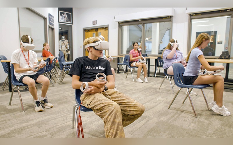 K-State Salina Students Build Virtual Reality Experience for Kansas Cosmosphere’s Summer Camps – Ad Astra Radio K-State Salina Students Build Virtual Reality Experience for Kansas Cosmosphere’s Summer Camps – Ad Astra Radio