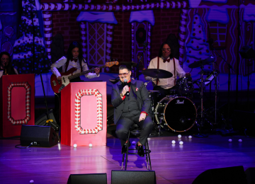 Murray Hill: A Murray Little Christmas in Cabaret