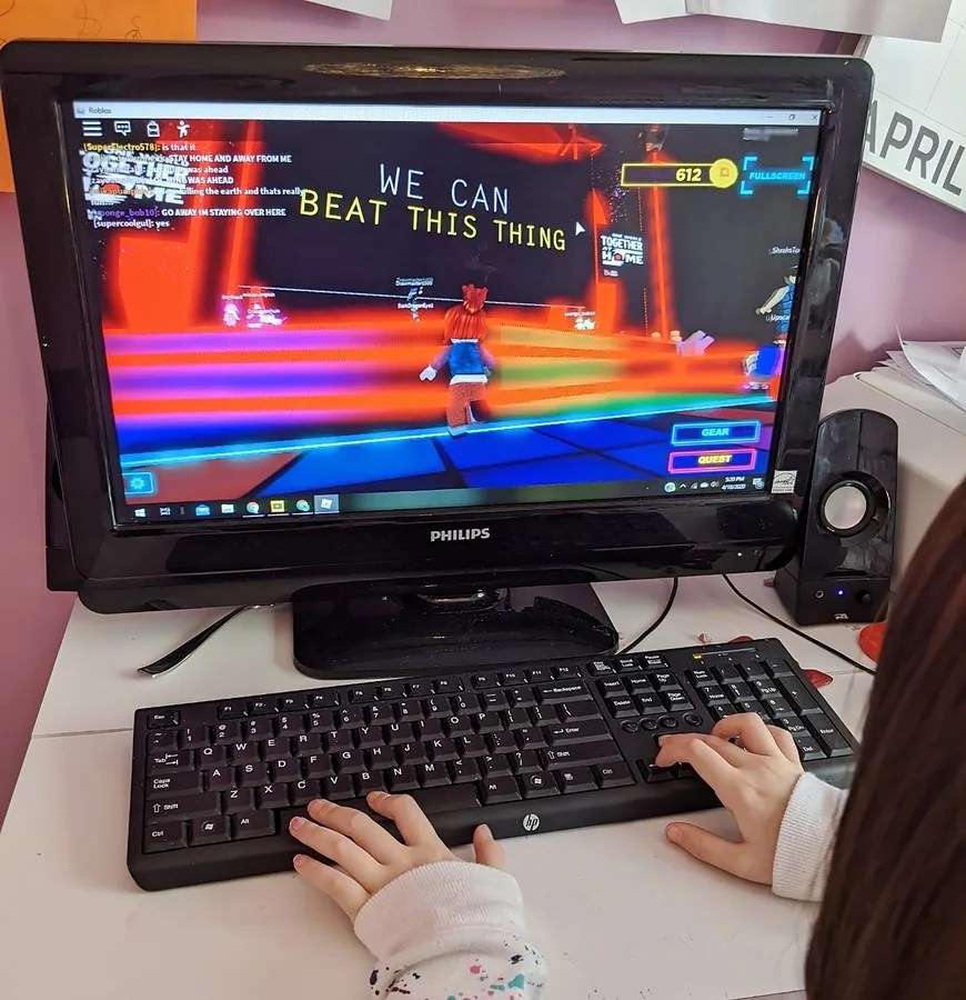 Fake Roblox executor steals data and lets attackers take control of infected devices Fake Roblox executor steals data and lets attackers take control of infected devices