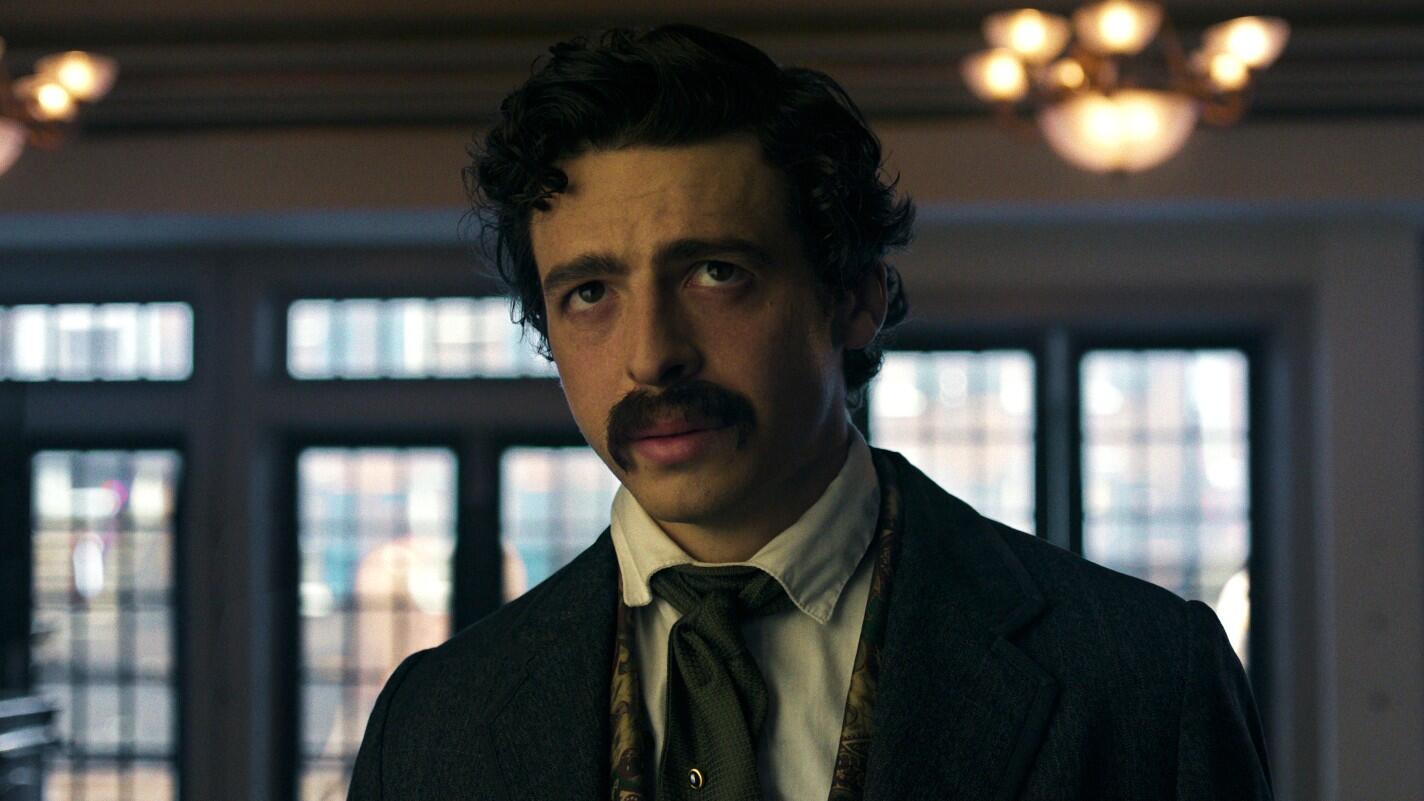 manhunt-anthony-boyle-apple-tv-plus