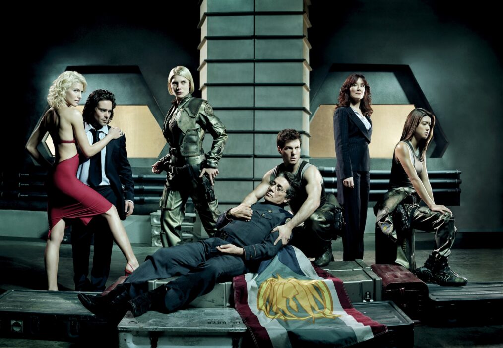 Tricia Helfer, James Callis, Katee Sackhoff, Edward James Olmos, Jamie Bamber, Mary McDonnell, Grace Park in 'Battlestar Galactica' Season 2