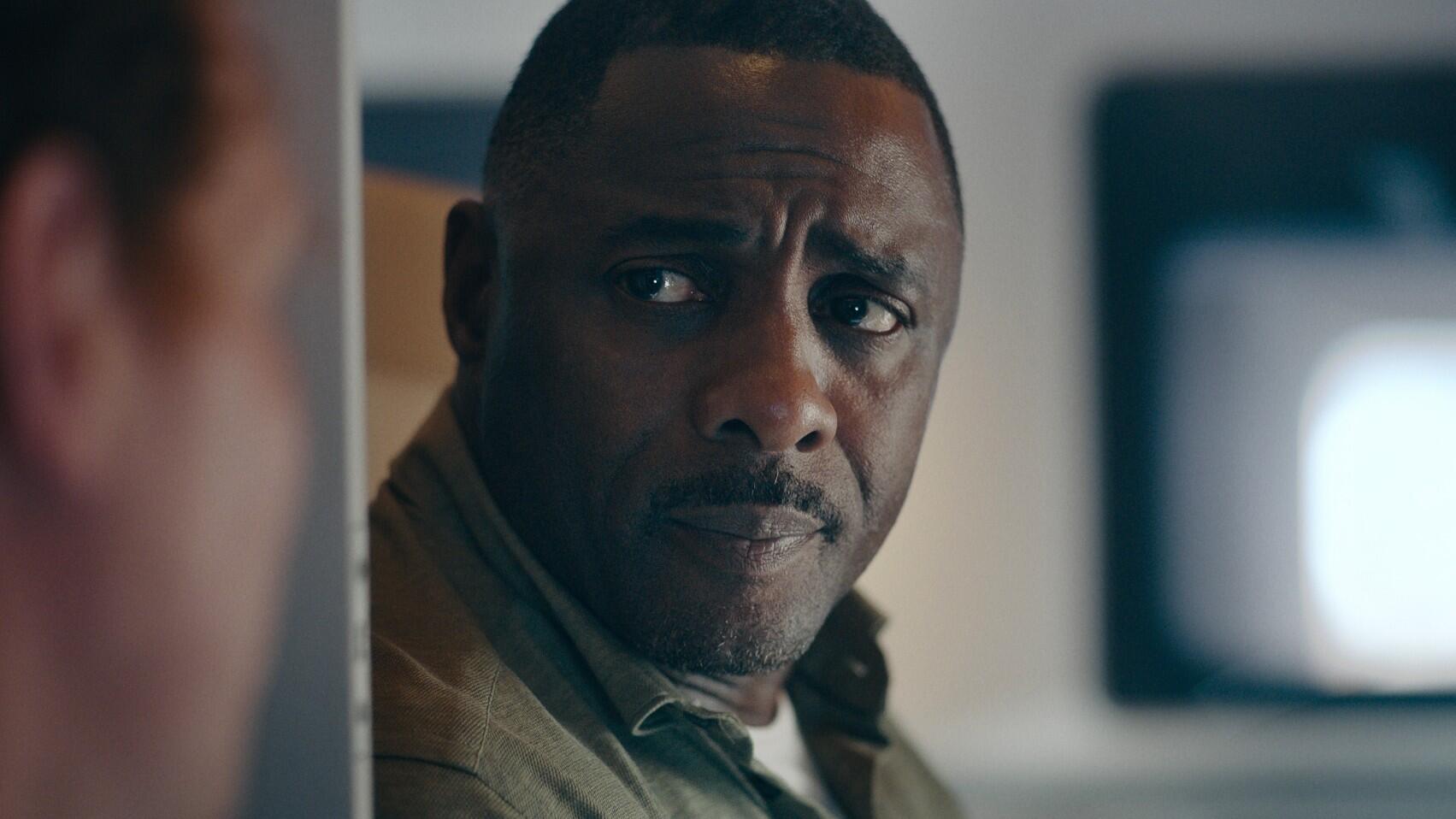 hijack-idris-elba-apple-tv