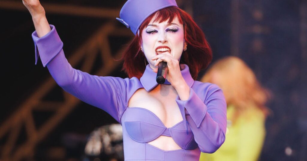 Chappell Roan Dresses Like a JPG Flight Attendant from ‘The Fifth Element’ Chappell Roan Dresses Like a JPG Flight Attendant from ‘The Fifth Element’
