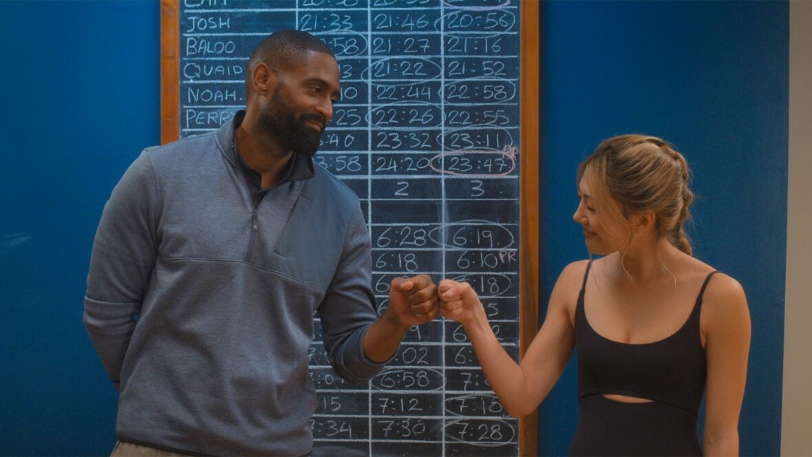 Still of Thomas Cadrot and Miku Martineau in Crew Girl