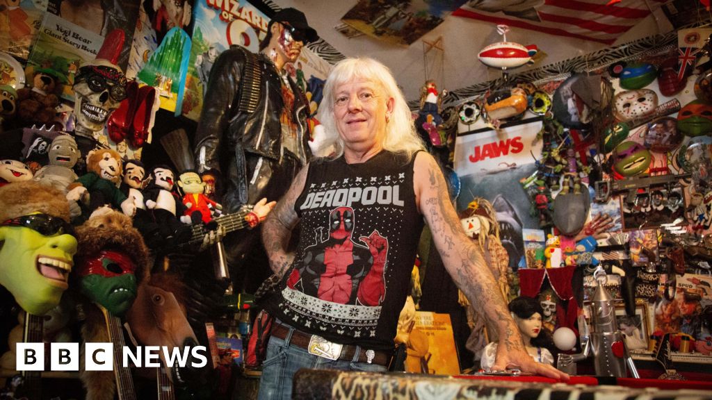 Welsh film lover shares home with life Welsh film lover shares home with life