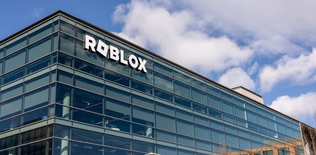 Roblox has been put on notice yet again over child safety concerns. What do parents need to know? Roblox has been put on notice yet again over child safety concerns. What do parents need to know?