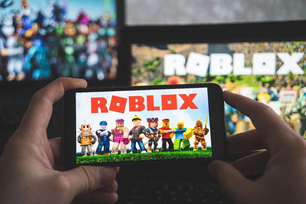 Roblox stock plunges 27% after weak bookings forecast Roblox stock plunges 27% after weak bookings forecast