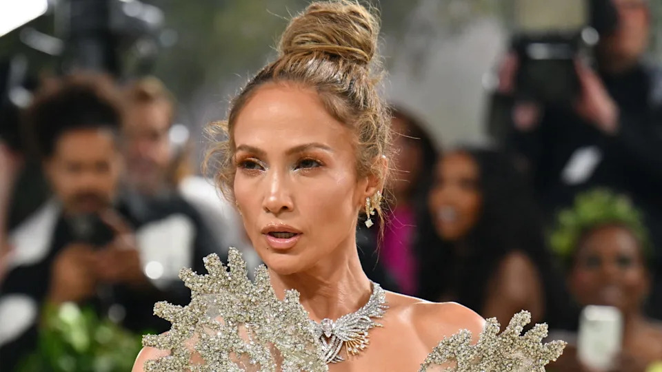 Jennifer Lopez Cancels SCAD Appearances Following 'Kiss of the Spider Woman' Flop