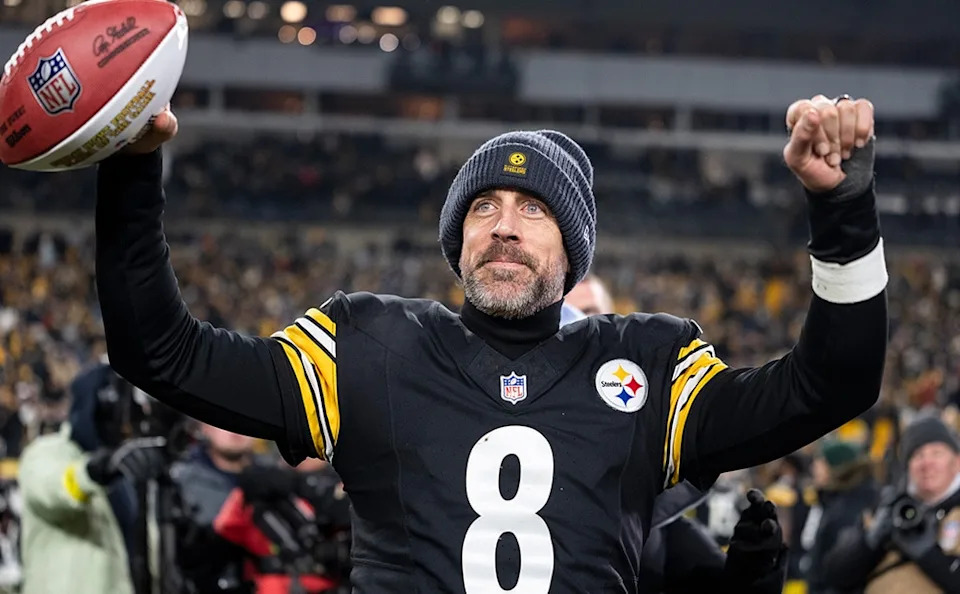 How Aaron Rodgers' Wife Convinced Him to Play Another Season