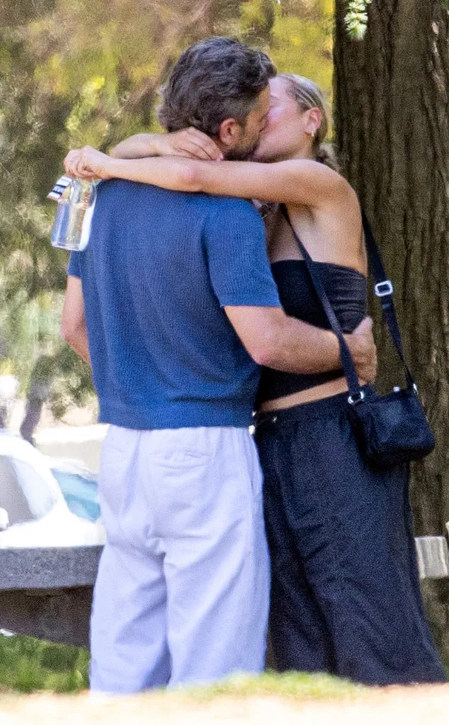 Joshua Jackson, Model Olivia Burgess Seal Their Romance With a Kiss