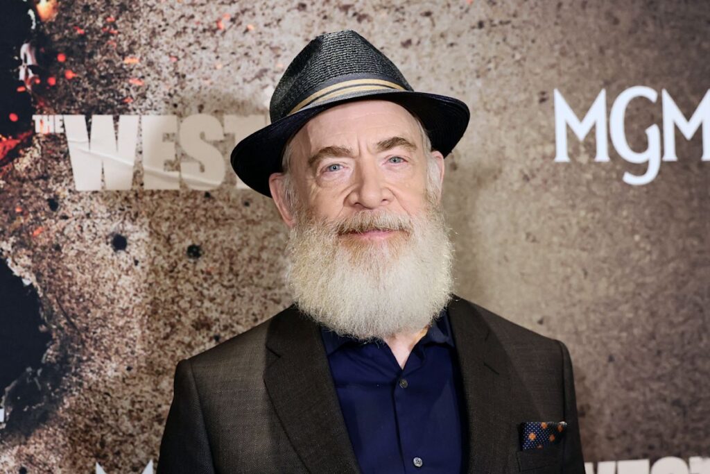 Q&A: J.K. Simmons talks ‘The Westies,’ sports fandom, his Oscar location