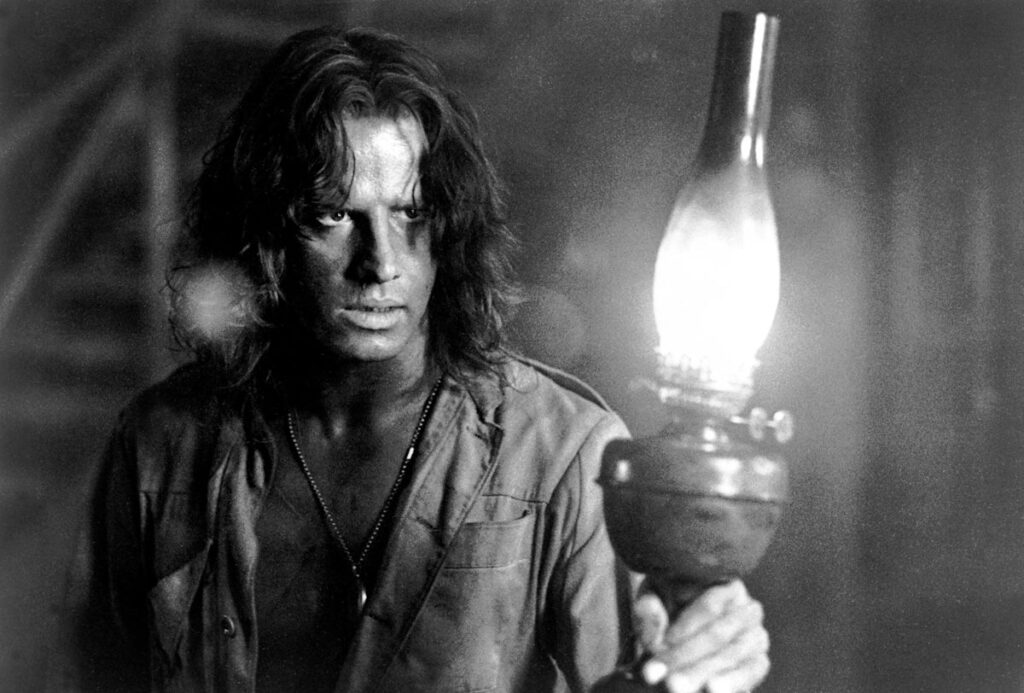 Christopher Lambert Collapses at Comic Con Due to Low Blood Sugar, Now Recovering Christopher Lambert Collapses at Comic Con Due to Low Blood Sugar, Now Recovering
