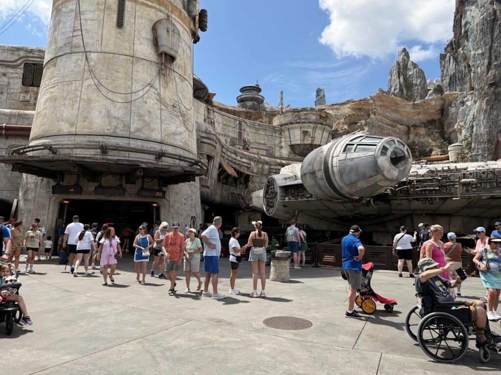 Disney and Fortnite Team Up for New Interactive Star Wars Ride Experience Disney and Fortnite Team Up for New Interactive Star Wars Ride Experience