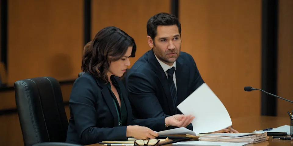 Netflix is reportedly considering a spinoff of 'The Lincoln Lawyer' (COURTESY OF NETFLIX)