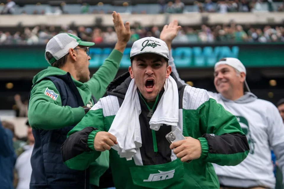 New York Jets fans cheer after a touchdown is scored during an NFL Week 10 game between the New York Jets and the Cleveland Browns at MetLife Stadium on Sunday, Nov. 9, 2025.