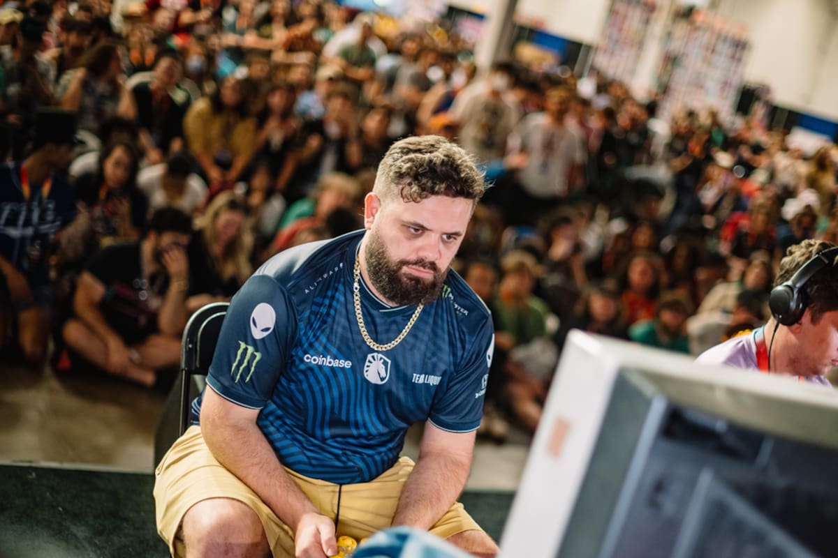 Professional Super Smash Bros. Melee Player Faints After Winning Match at Supernova 2026