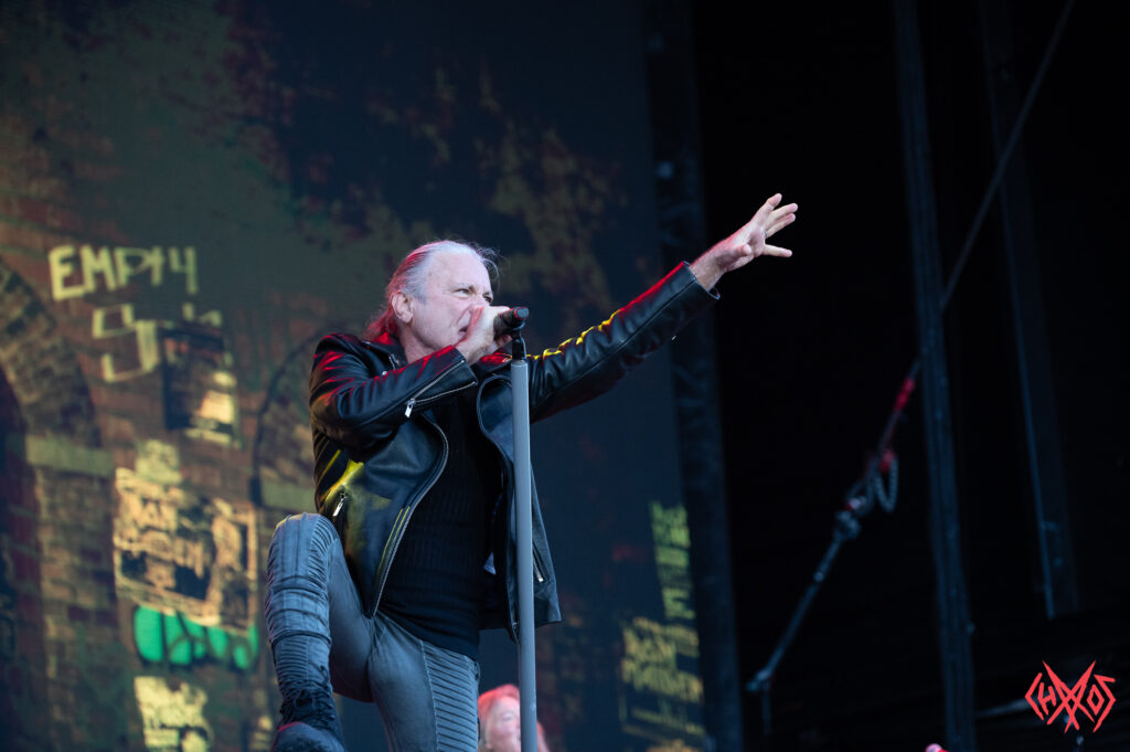Bruce Dickinson doesn’t slow down – his next albums is going to be heavier than ever!