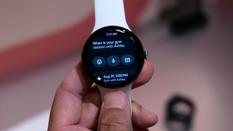 A notification of a gym session time on a Pixel Watch 11.