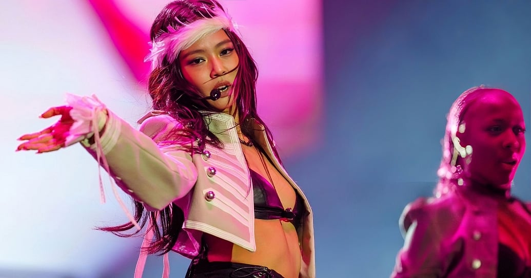 Jennie Debuts Two New Tracks at Lollapalooza 2026