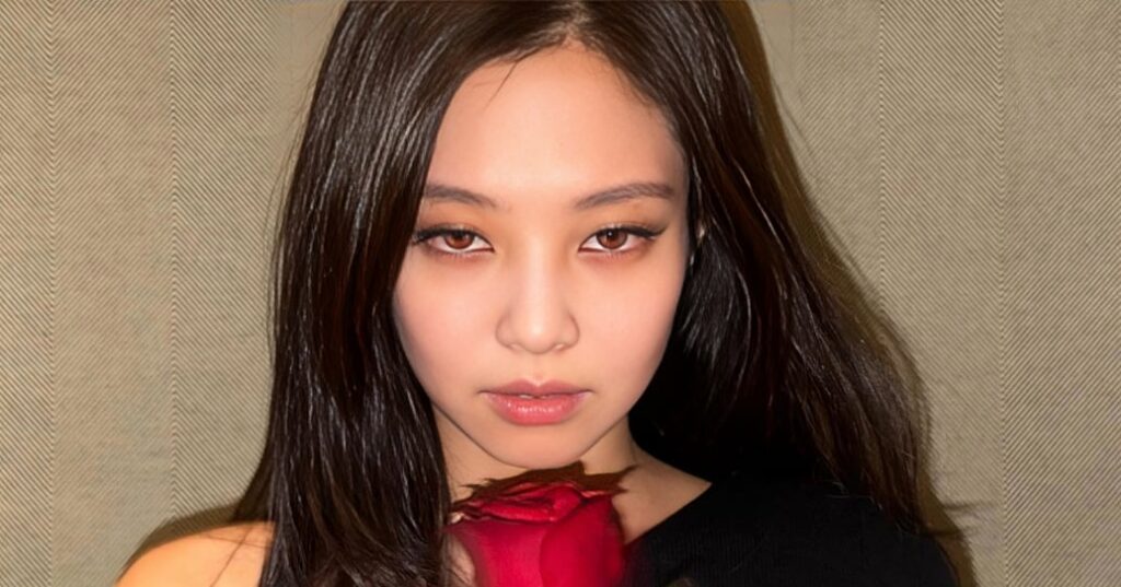 Jennie Hits No. 2 on Radio Songs, Rules Rock Chart for 13 Weeks